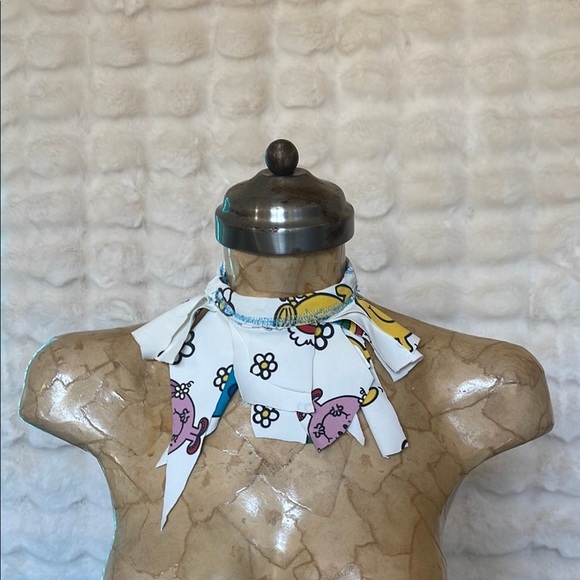 HANDCRAFTED Colorful anyone can wear this accessory with Fun Patterns NWT - Picture 3 of 7